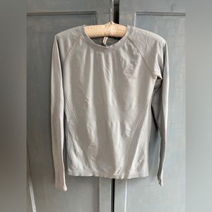 Athleta Momentum seamless top